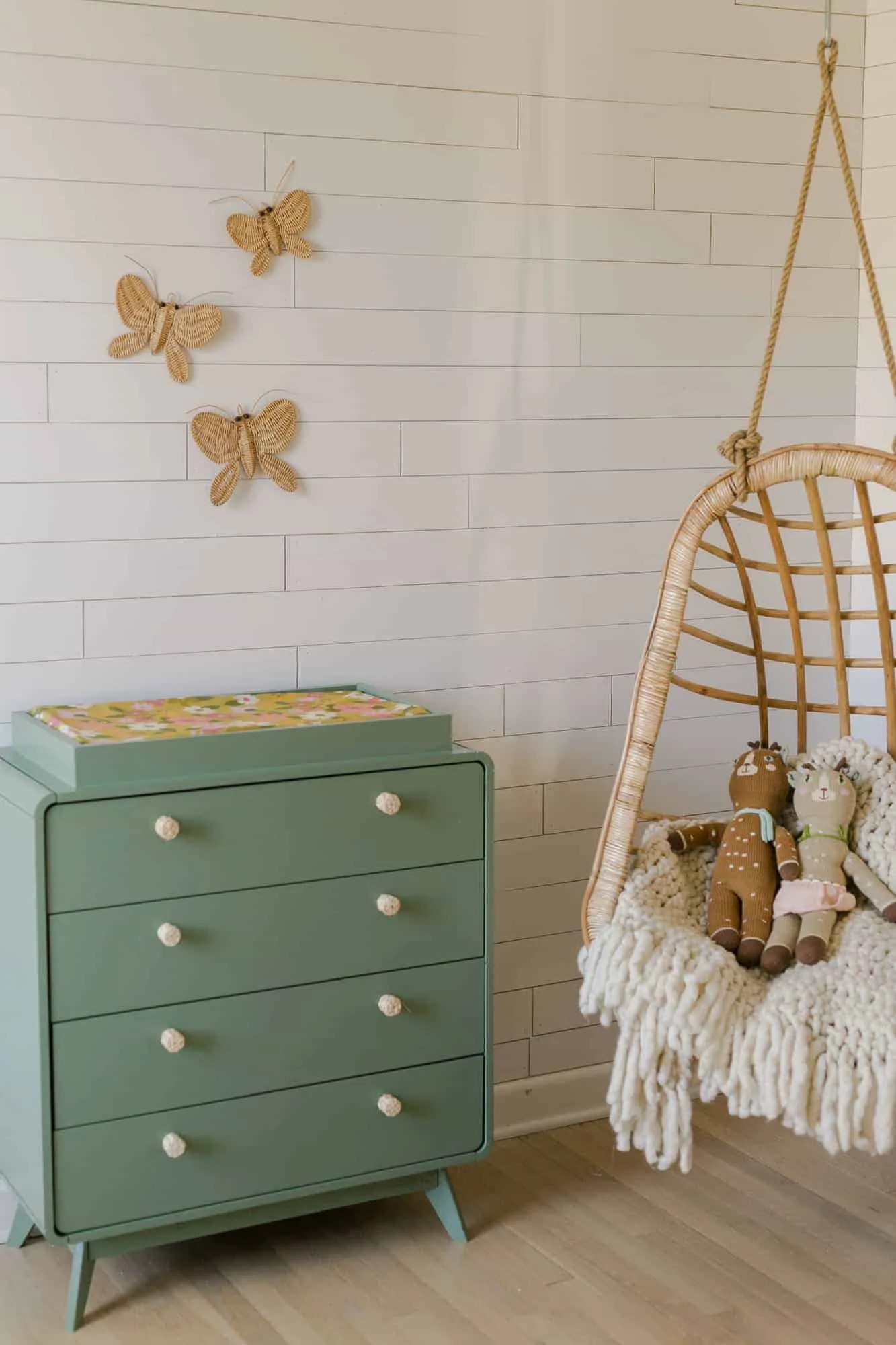 Kids&#x27; Room with Dresser and Hanging Chair