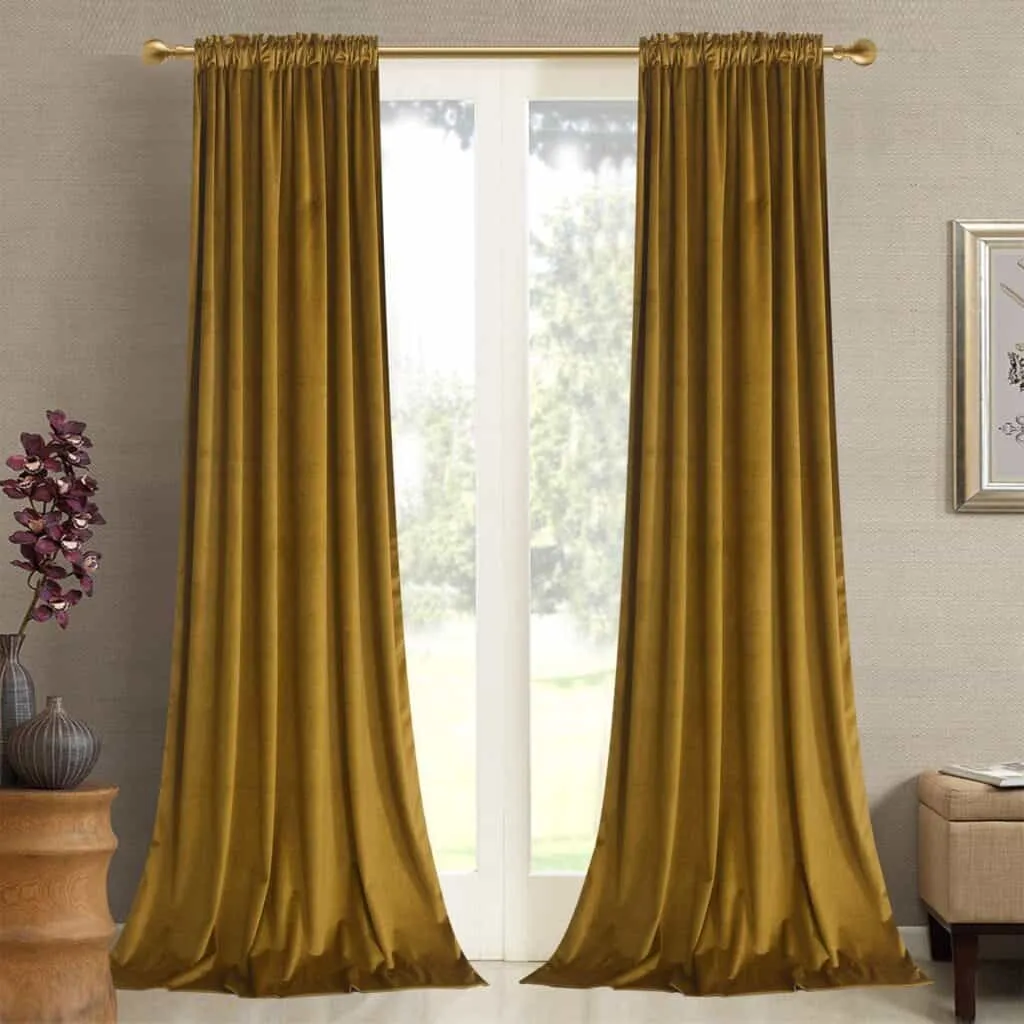 Velvet Curtain Set