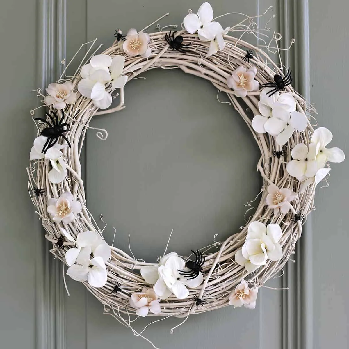 Spider Wreath