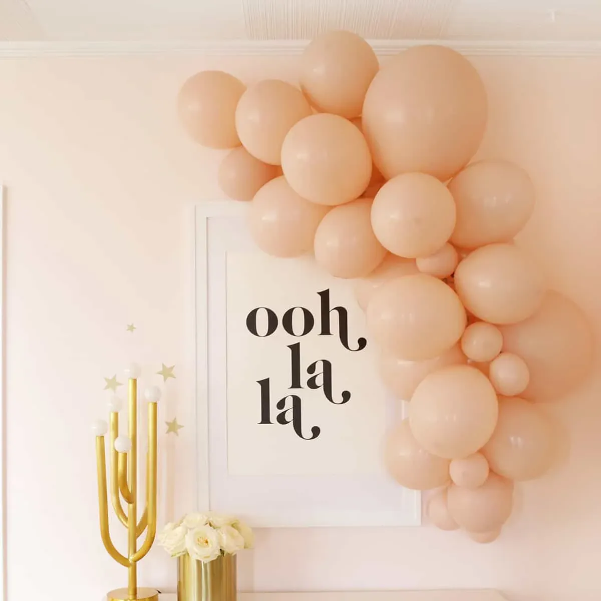 Easy Balloon Garland